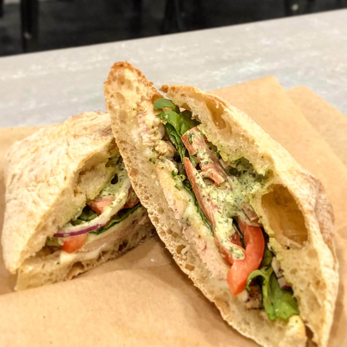 Juiceria Mamas Pesto Chicken